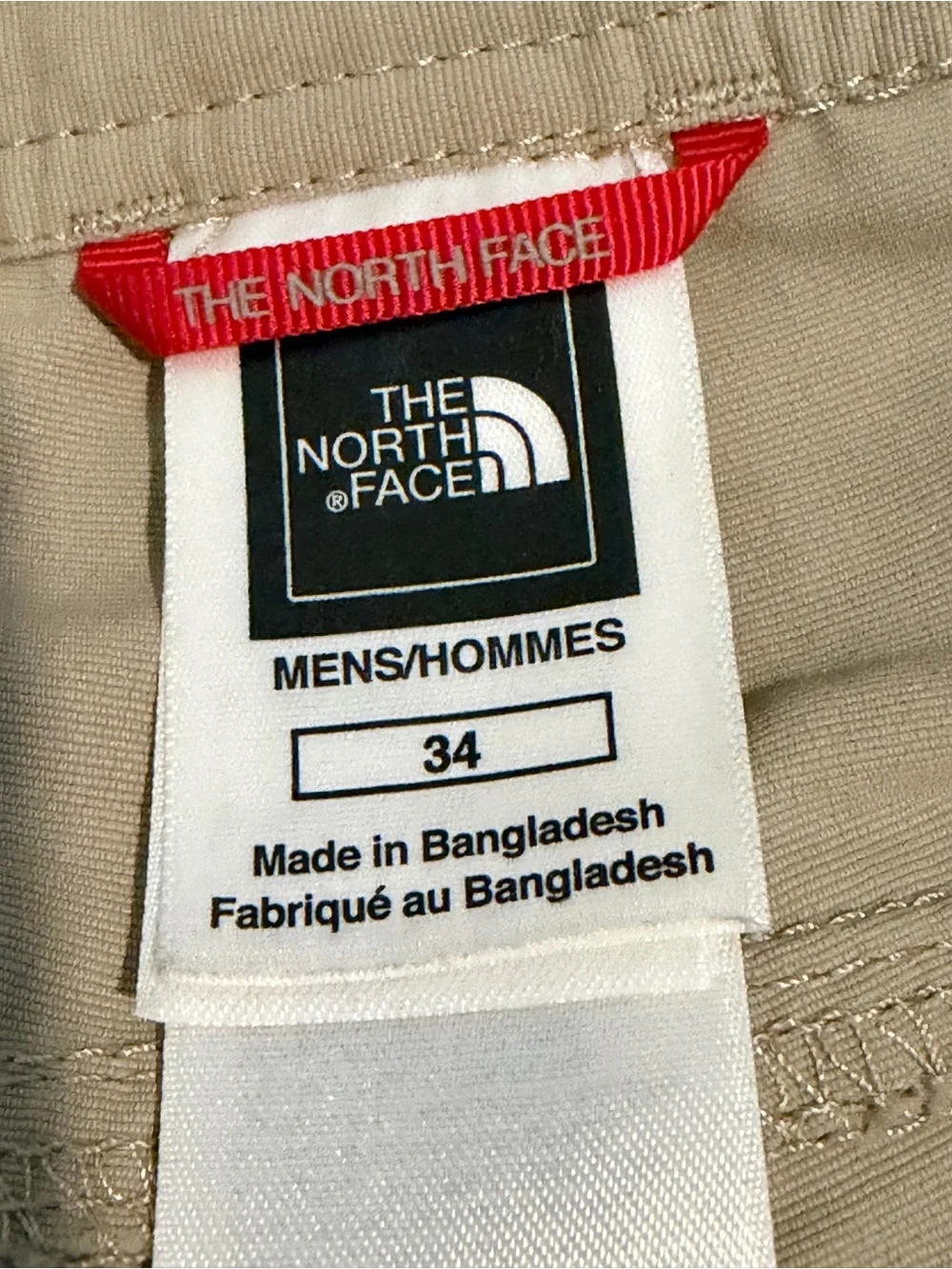 The North Face Men’s Outdoor Beige -SZ 34- 100% Nylon Hiking Cargo Shorts